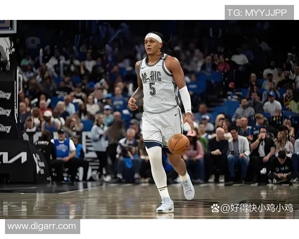 魔术队班凯罗表现出色砍下30分8篮板5助攻轻松战胜奇才送对手三连败